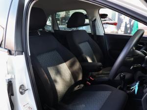 Volkswagen Polo Vivo hatch 1.4 Life - Image 8