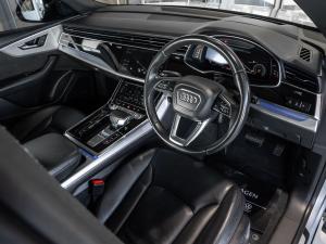 Audi Q8 55TFSI quattro - Image 18