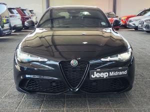 Alfa Romeo Giulia 2.0T Veloce - Image 3