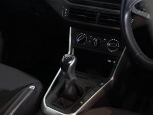 Volkswagen Polo hatch 1.0TSI Life manual - Image 14
