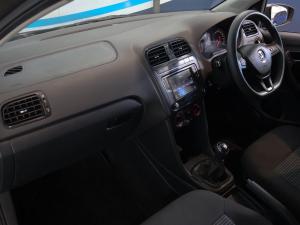Volkswagen Polo Vivo hatch 1.4 Comfortline - Image 13
