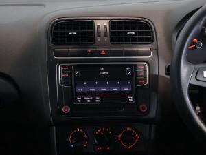 Volkswagen Polo Vivo hatch 1.4 Comfortline - Image 15