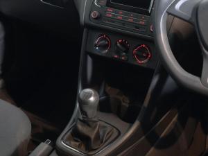 Volkswagen Polo Vivo hatch 1.4 Trendline - Image 15