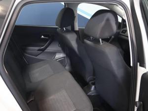 Volkswagen Polo Vivo hatch 1.4 Trendline - Image 14
