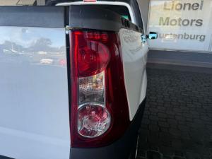 Nissan NP200 1.6i safety pack (aircon) - Image 11