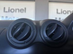 Nissan NP200 1.6i safety pack (aircon) - Image 15
