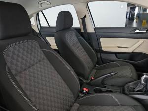 Volkswagen Polo sedan 1.6 auto - Image 14
