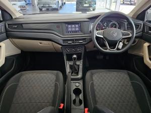 Volkswagen Polo sedan 1.6 auto - Image 8