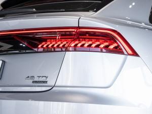 Audi Q8 45TDI quattro - Image 10