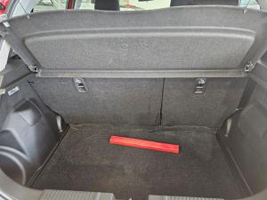 Suzuki Swift 1.2 GLX manual - Image 7