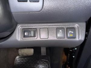 Nissan Navara 2.5DDTi double cab Pro-4X 4x4 - Image 21