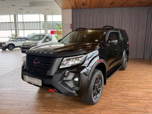 Nissan Navara 2.5DDTi double cab Pro-4X 4x4 - Image 4