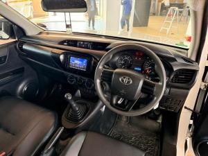 Toyota Hilux 2.4GD single cab S (aircon) - Image 17
