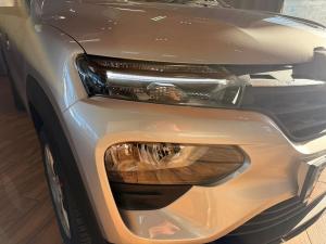 Renault Kwid 1.0 Techno manual - Image 2