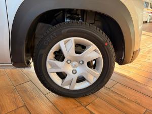 Renault Kwid 1.0 Techno manual - Image 9