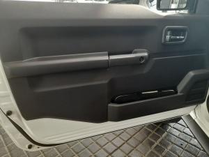 Suzuki Jimny 1.5 GLX AllGrip 3-door auto - Image 13