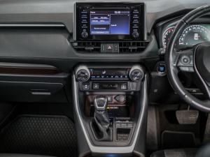 Toyota RAV4 2.0 VX - Image 14