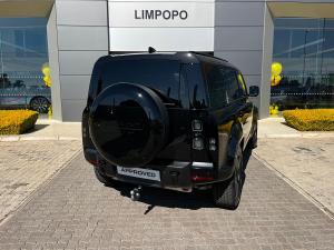 Land Rover Defender 110 D350 X-Dynamic HSE - Image 5
