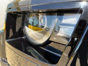 Land Rover Defender 110 D350 X-Dynamic HSE - Image 10