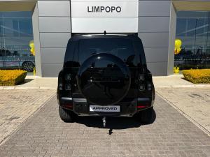 Land Rover Defender 110 D350 X-Dynamic HSE - Image 2