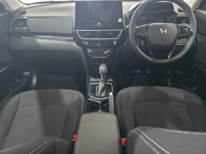 Mahindra XUV 3XO 1.2T AX5 auto - Image 12