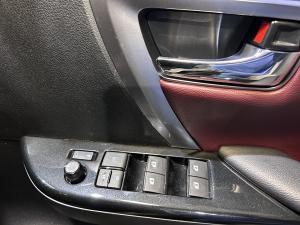 Toyota Fortuner 2.8GD-6 4x4 VX - Image 21