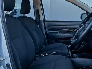 Suzuki Ertiga 1.5 GA - Image 13