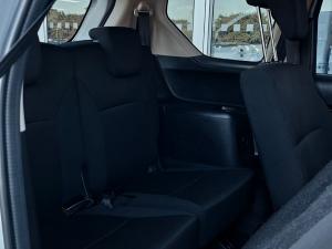 Suzuki Ertiga 1.5 GA - Image 6