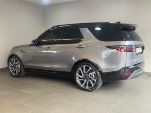 Land Rover Discovery D300 R-Dynamic HSE - Image 19