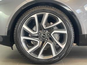 Land Rover Discovery D300 R-Dynamic HSE - Image 27