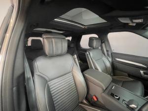 Land Rover Discovery D300 R-Dynamic HSE - Image 29