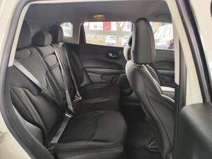 Jeep Compass 1.4T Longitude auto - Image 18