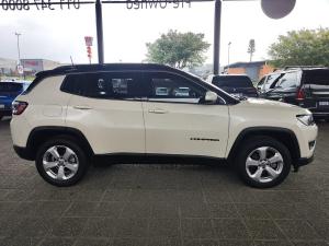 Jeep Compass 1.4T Longitude auto - Image 8