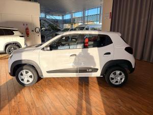 Renault Kwid 1.0 Techno manual - Image 10