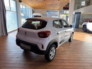 Renault Kwid 1.0 Techno manual - Image 6