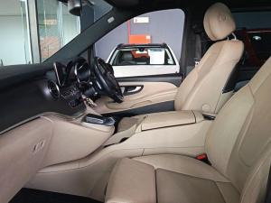 Mercedes-Benz V-Class V300d Exclusive - Image 12