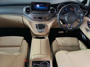 Mercedes-Benz V-Class V300d Exclusive - Image 15