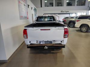 Toyota Hilux 2.4GD-6 4x4 SRX - Image 5