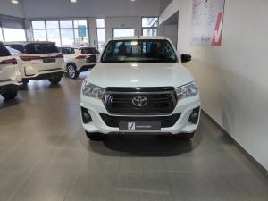 Toyota Hilux 2.4GD-6 4x4 SRX - Image 4