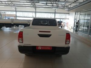 Toyota Hilux 2.4GD-6 double cab Raider manual - Image 5