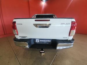 Toyota Hilux 2.8GD-6 double cab 4x4 Raider - Image 5