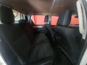 Toyota Hilux 2.8GD-6 double cab 4x4 Raider - Image 11