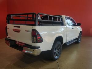 Toyota Hilux 2.4GD-6 Xtra cab Raider manual - Image 2