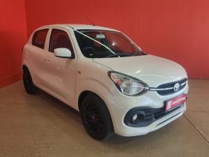 Toyota Vitz 1.0 XR manual - Image 1
