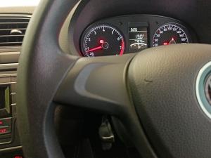 Volkswagen Polo Vivo hatch 1.4 Trendline - Image 9