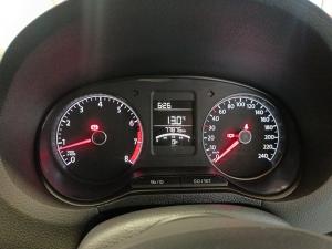 Volkswagen Polo Vivo hatch 1.4 Trendline - Image 11
