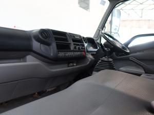 Hino Hino 300 916 LWBChassis Cab - Image 7