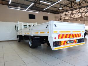 Hino Hino 300 916 LWBChassis Cab - Image 18