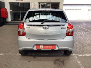 Toyota Etios hatch 1.5 Sprint - Image 5