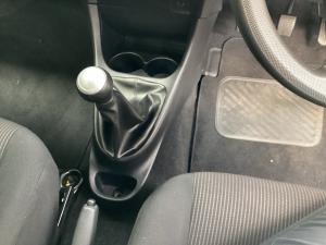 Toyota Etios hatch 1.5 Sprint - Image 10